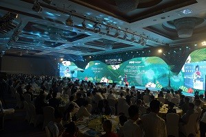 Không khí rộn ràng buổi lễ mở bán 