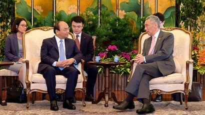  Thủ tướng Nguyễn Xuân Phúc hội đàm với Thủ tướng Singapore Lý Hiển Long.