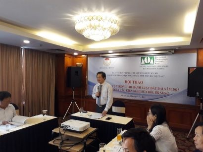 Đ/c Lê Minh Tâm, phát biểu khai mạc hội thảo