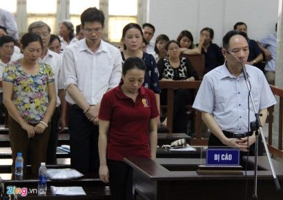  Ông Nguyệt và 5 đồng phạm. Ảnh: Hoàng Lam.