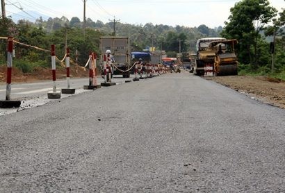 Một đoạn đường của dự án này đang thi công