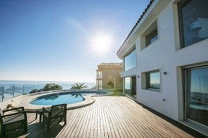 Villa Azul có tầm nhìn ôm trọn đại dương bao la.