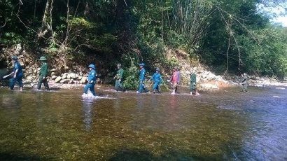  Những chuyến tuần tra kéo dài cả tháng trời là chuyện thường với các cán bộ chiến sĩ