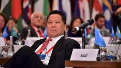 Ng Lap Seng đã trải qua một tuổi thơ nghèo khó trước khi trở thành một doanh nhân thành đạt tại Macau.