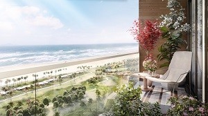 Ban công thoáng rộng ngắm toàn cảnh biển Quy Nhơn