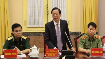  Chủ nhiệm Văn phòng Chủ tịch nước Giang Sơn tại buổi họp báo