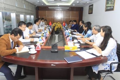 Lãnh đạo Hội Luật gia Việt Nam làm việc với Hội Luật học tỉnh Sơn Đông