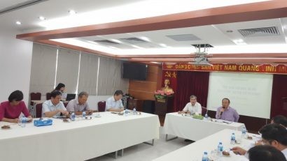 Các đại biểu tham dự phiên họp