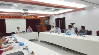 Các đại biểu tham dự phiên họp