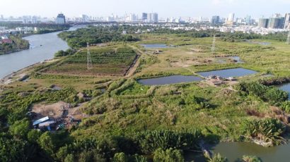 Nhiều diện tích đất công được chuyển nhượng thời gian qua với giá rẻ bất thường (trong ảnh là 32 ha đất ở Phước Kiển mà Công ty Tân Thuận chuyển nhượng cho Quốc Cường Gia Lai với mức giá 1,29 triệu đồng/m2 được cho là rẻ bất thường 