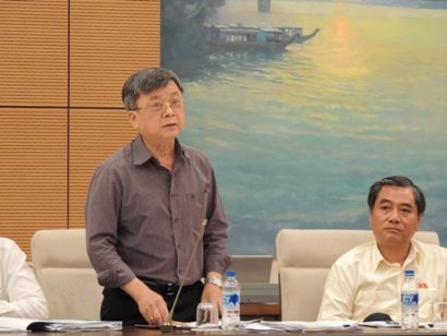 Đại biểu Trương Trọng Nghĩa phát biểu tại phiên họp UBTP
