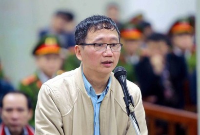 Trịnh Xuân Thanh tại phiên tòa xét xử sơ thẩm vụ án “Cố ý làm trái” và “Tham ô tài sản” xảy ra tại Dự án Nhà máy Nhiệt điện Thái Bình 2 (nguồn ảnh: TTXVN)