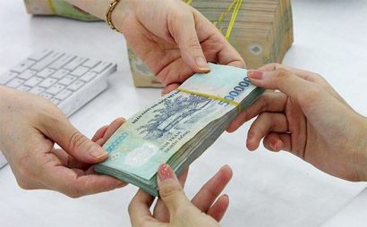 Với mức tăng 7%, lương cơ sở sẽ tăng thêm 100.000 đồng/tháng, từ mức 1,39 triệu đồng lên 1,49 triệu đồng.