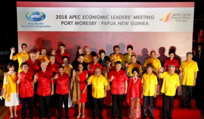 Lãnh đạo các nền kinh tế thành viên APEC chụp ảnh chung tại Papua New Guinea. (Ảnh: Reuters)