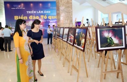 Triển lãm ảnh Biển đảo Tổ quốc do TTXVN phối hợp Tập đoàn Dầu khí Việt Nam tổ chức