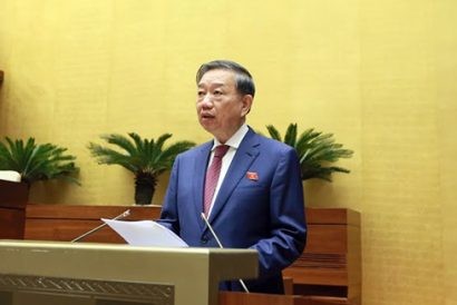  Bộ trưởng Bộ Công an Tô Lâm trình bày báo cáo trước Quốc hội