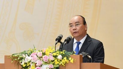 Thủ tướng Nguyễn Xuân Phúc: Con đường chúng ta chọn là đúng, tư duy của chúng ta không lỗi nhịp mà ngược lại đã đem lại cho chúng ta khả năng chủ động ứng phó cũng như dẫn động đến nền kinh tế Việt Nam vào những xu thế phát triển của khu vực và toàn cầu.