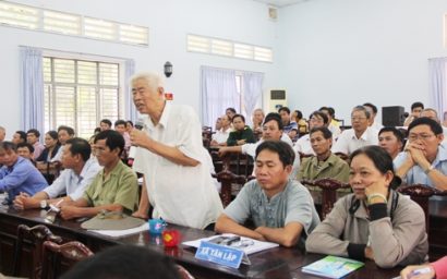  Người dân xã Tân Lập (huyện Đồng Phú) đóng góp ý kiến về Dự án Khu đô thị - dịch vụ - công nghiệp Đồng Phú (Ảnh: Báo Bình Phước)