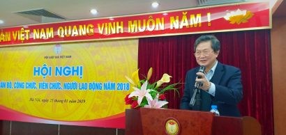  Phó Bí thư Đảng đoàn, Bí thư Đảng ủy, Phó Chủ tịch, Tổng thư ký Hội Luật gia Việt Nam Lê Minh Tâm.