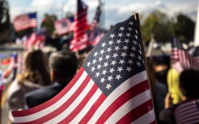  Mỹ vừa bị loại ra khỏi danh sách 20 nước ít tham nhũng nhất trên thế giới