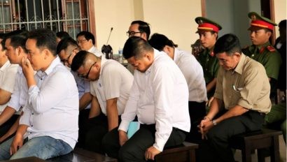  Các bị cáo chấp nhận hành vi của mình là sai và nhìn nhận trách nhiệm, bày tỏ sự ăn năn