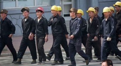 Các công nhân Triều Tiên. Ảnh: Getty