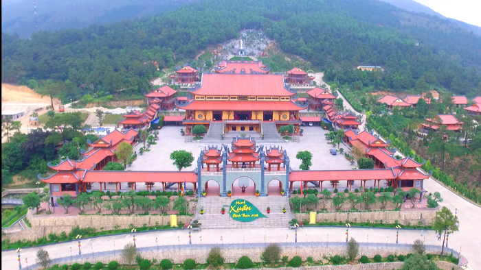 Chùa Ba Vàng 