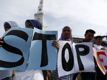  Biểu tình phản đối vấn nạn lạm dụng tình dục trẻ em ở Indonesia.