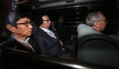  (Từ trái qua phải) Thomas Chan, Thomas Kwok and Rafael Hui đều đã phải chấp hành án phạt tù