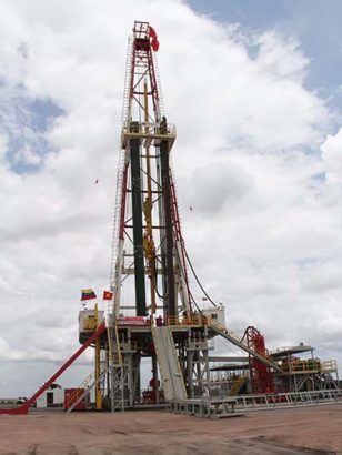 Dàn khoan thăm dò mỏ dầu Junin 2 tại Venezuela ẢNH: PVN