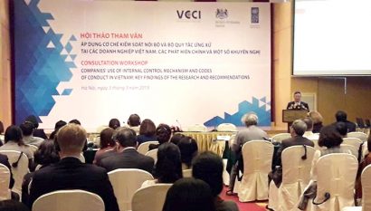  Các diễn giả tại hội thảo