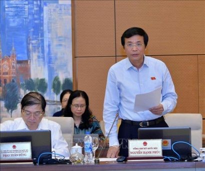 Tổng Thư ký của Quốc hội Nguyễn Hạnh Phúc phát biểu.