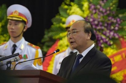  Thủ tướng Nguyễn Xuân Phúc đọc lời điếu truy điệu.