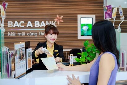 Với dịch vụ đa dạng, đội ngũ nhân sự chuyên nghiệp, BAC A BANK đã dành được sự tin tưởng của đông đảo khách hàng