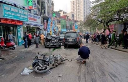 Hiện trường một vụ tai nạn giao thông nghiêm trọng. (Ảnh: Sơn Bách/Vietnam+) 