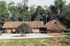  Ngôi nhà ở quê nội Bác, làng Sen, xã Kim Liên, huyện Nam Đàn, tỉnh Nghệ An