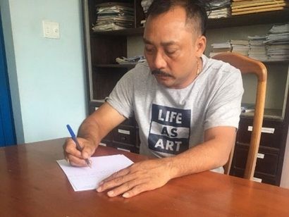  Ông trùm gỗ lậu Phượng "râu" tại cơ quan công an.