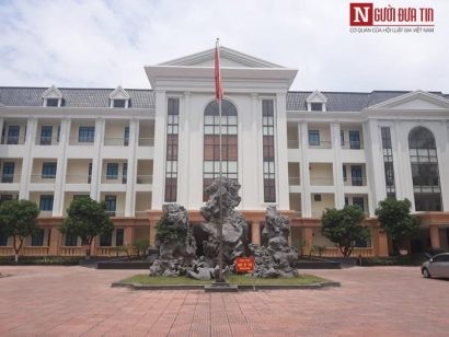 UBND huyện Vĩnh Tường (Vĩnh Phúc). 