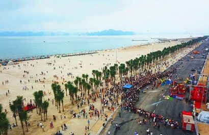 Đường bao biển Bãi Cháy chạy dọc theo quần thể du lịch, giải trí, nghỉ dưỡng đẳng cấp tại Hạ Long