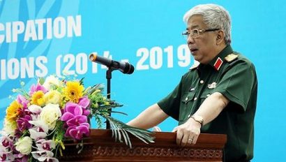 Thượng tướng Nguyễn Chí Vịnh phát biểu tại hội nghị