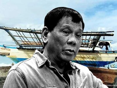  Ông Duterte muốn thành lập ủy ban điều tra chung gồm ba bên để làm rõ vụ đâm tàu ở bãi Cỏ Rong. Ảnh: CNN PHILIPPINES