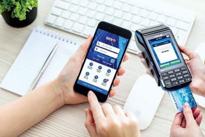 Thanh toán không dùng tiền mặt còn góp phần chống tham nhũng, rửa tiền