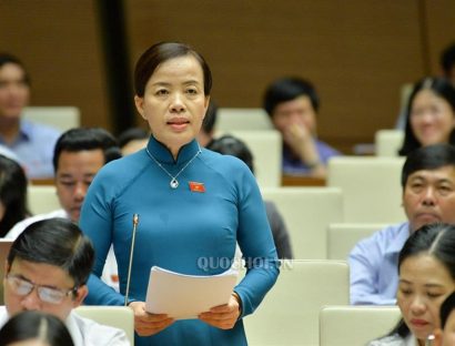 ĐBQH Nguyễn Thị Kim Thúy lo ngại việc “quá tải” khi làm luật. 
