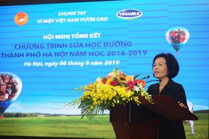 Bà Bùi Thị Hương, Giám đốc Điều hành Nhân sự, Hành chính và Đối ngoại Vinamilk gửi lời cảm ơn và cam kết tiếp tục sứ mệnh mang đến cho trẻ em nguồn sữa tươi dinh dưỡng tốt nhất.