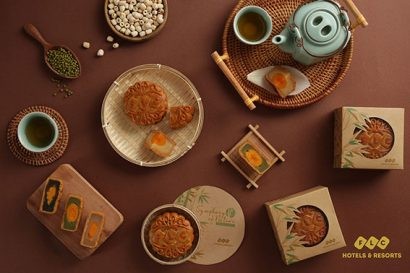 Ẩn giấu sau lớp vỏ vàng óng là những nguyên liệu tinh khiết được lựa chọn tỉ mỉ  