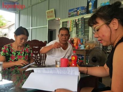 Gia đình ông Đoàn Văn Thang trao đổi với phóng viên Doanh nghiệp & Hội nhập 