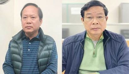 Hai cựu Bộ trưởng Thông tin- Truyền Thông Trương Minh Tuấn (trái) và Nguyễn Bắc Son (phải)