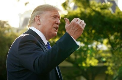 Tổng thống Mỹ Donald Trump, phát biểu với giới truyền thông bên ngoài Nhà Trắng vào ngày 30/8, cho biết mức thuế mới đối với hàng hóa Trung Quốc đã sẵn sàng 