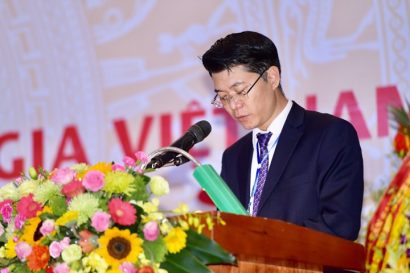  Ủy viên Ban Thường vụ Trung ương Hội khoá XIII, Trưởng ban Nghiên cứu, xây dựng và phổ biến pháp luật Nguyễn Văn Huệ đã trình bày dự thảo Nghị quyết Đại hội.