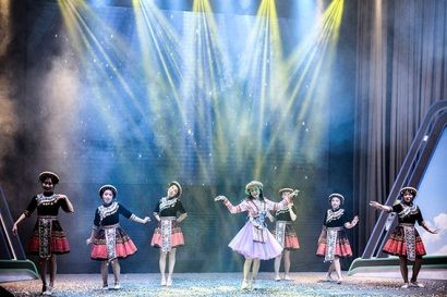 Nữ ca sĩ Hoàng Thuỳ Linh trình diễn các ca khúc sôi động trong khuôn khổ sự kiện